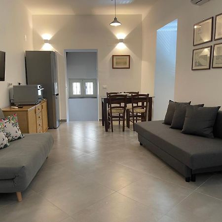 Cathedral House Design Apartment ปาแลร์โม ภายนอก รูปภาพ