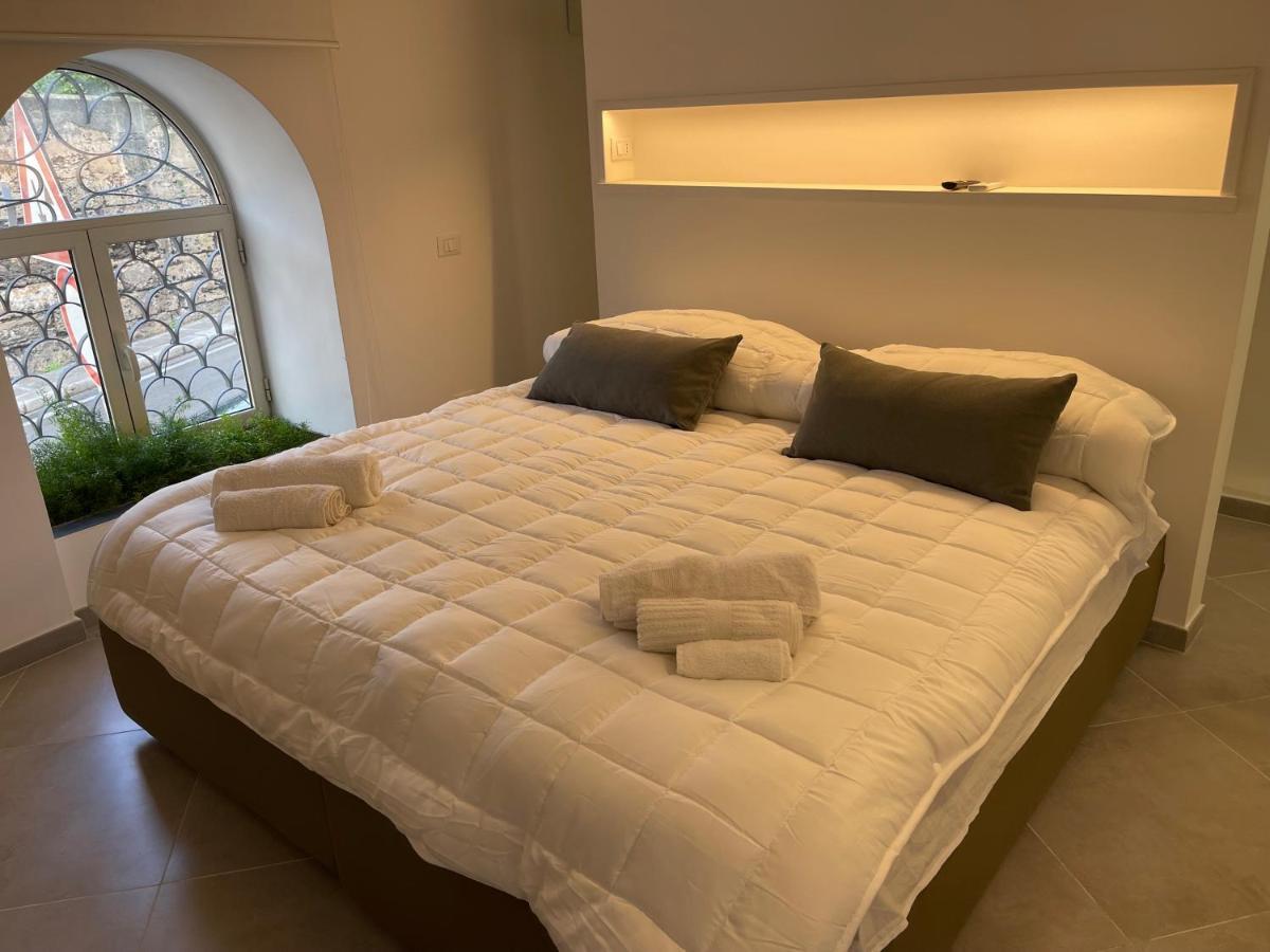 Cathedral House Design Apartment ปาแลร์โม ภายนอก รูปภาพ