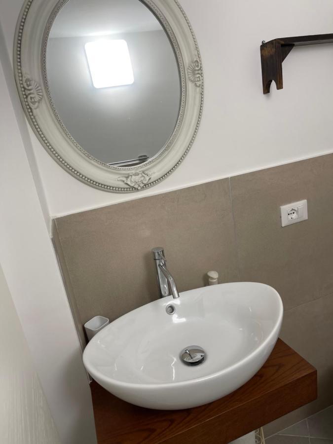 Cathedral House Design Apartment ปาแลร์โม ภายนอก รูปภาพ